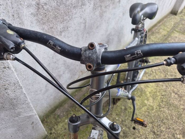 Giant yukon alloy mountain bike light weight