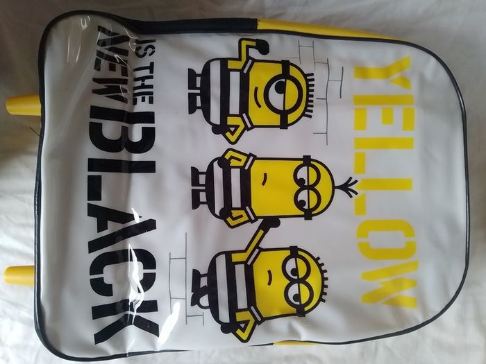 Minions / Despicable Me Childs wheeled trolley cable bag