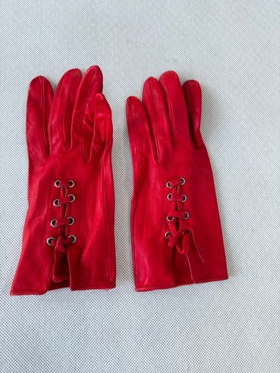 Vintage Soft Red Leather Ladies Gloves - Genuine Leather