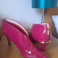 Hot Pink Una Healy boots Size 8