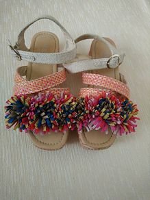 multi sandal girl