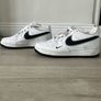 Women's Nike air force 1 Image 3