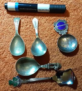 five caddy spoons