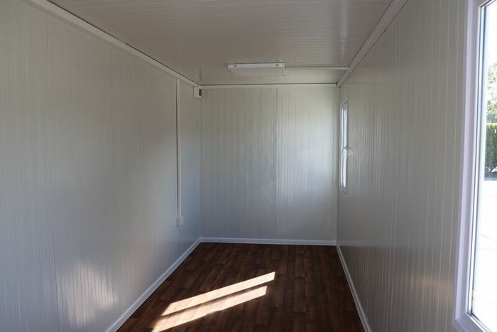 20ft x 8ft Portable Office