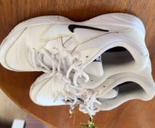 Nike 7.5 UK sneakers trainers Nike