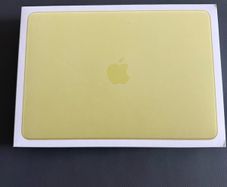 Macbook Neo 13-inch 8/256GB (IRISH STOCK) Brand New Sealed 1 year Apple Warranty RECEIPT