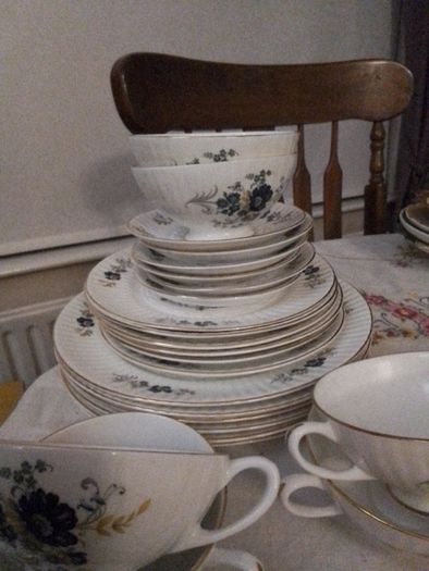 Royal Tara "Cornflower" Dinner Ware