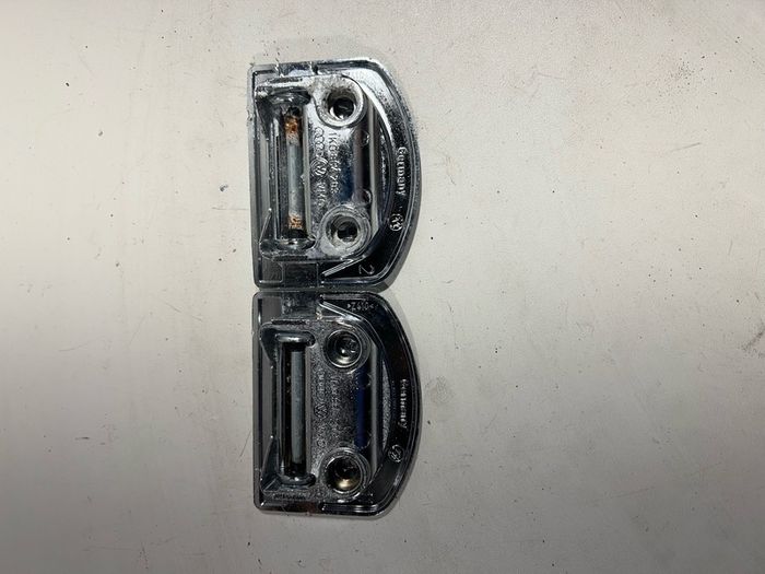 1K0864203 Boot Hook Tie Anchor Luggage Loop VW Audi Golf Polo Passat Caddy A5 A4 a3l2b219g