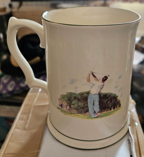 Range of Collectable Silver Plate Epns and Ceramic Items
