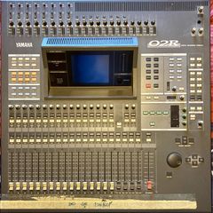 Yamaha 02R