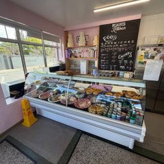 Deli counter fridge