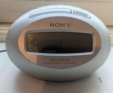 Alarm clock radio Sony