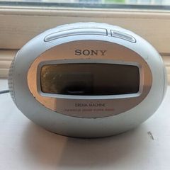 Alarm clock radio Sony