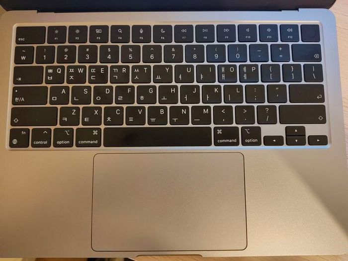 Macbook Air M2 8/256GB Space Grey 13 inch