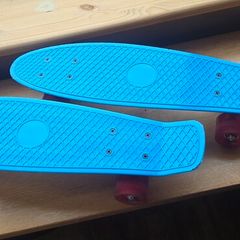 2 Kids skate boards