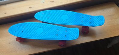 2 Kids skate boards