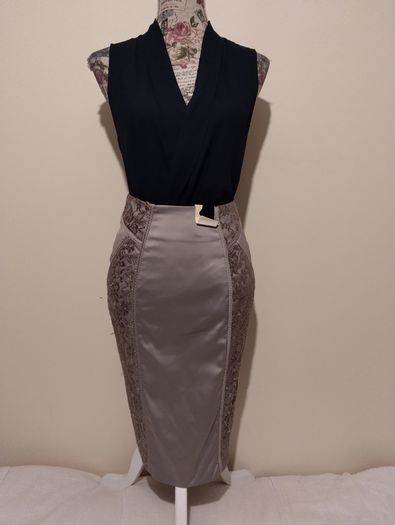 Beautiful Occasion Skirt New With Tags