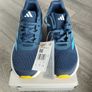 Boys/Girls Trainers UK Size 4 Image 4