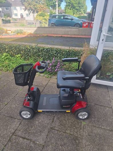 Mobility travel scooter