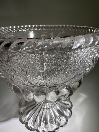 Vintage 1920s British (Thistle and Daisy) - Clear Glass Bowl
