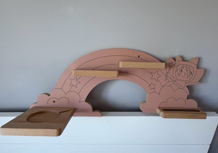 Rainbow Wooden Shelf for Toniebox and Tonies