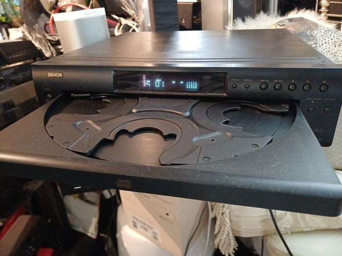 DENON 5cd player