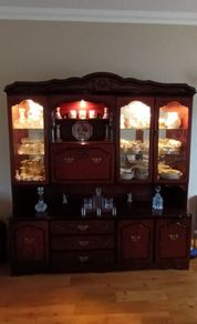 Mahogany Display Unit with Drinks Cabinet