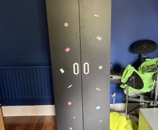 kids wardrobe