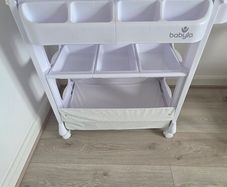 Babylo bath and changing table