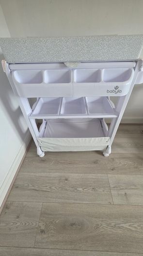 Baby changing unit & baby crib bundle