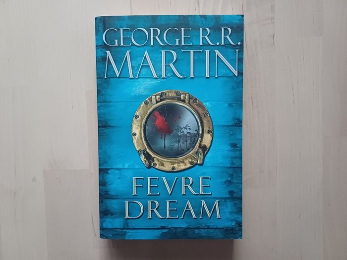 Fevre Dream by George R.R. Martin (Vampire Horror Paperback 2011)