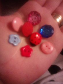 wanted Buttons