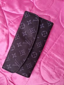 Black purse