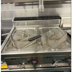 commercial kitchen fryer