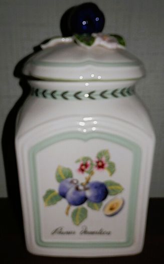 Large Villeroy & Boch French Charm Kitchen Jar with lid 48 euro