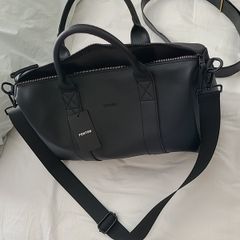 NEW Fenton Leather holdall bag
