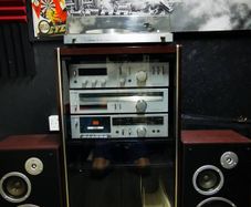 Vintage Toshiba separates with Toshiba speakers