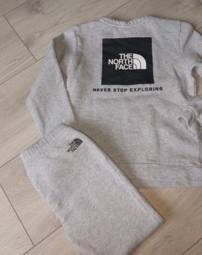 x3 Bundle - The North Face Tracksuit + The North Face T-Shirt - Size - 5-6 Years