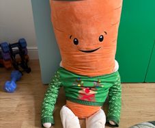 Giant Kevin the Carrot