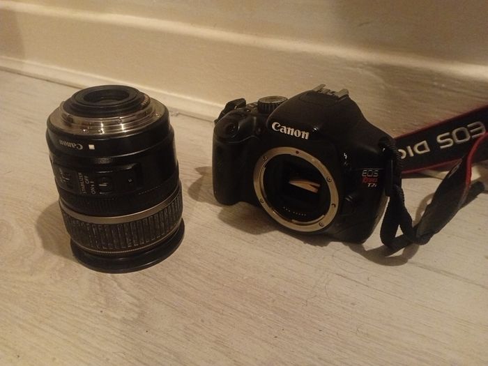 Canon Rebel T2i/EOS 550D (broken)
