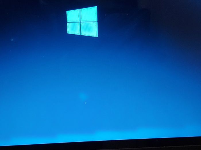 DELL XPS 14z, Intel Core i5-2430M CPU, 2.4GHz, 6GB Ram, 500GB HDD, Windows 10 Pro, Microsoft Edge, Chrome and VLC