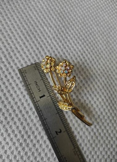 brooch