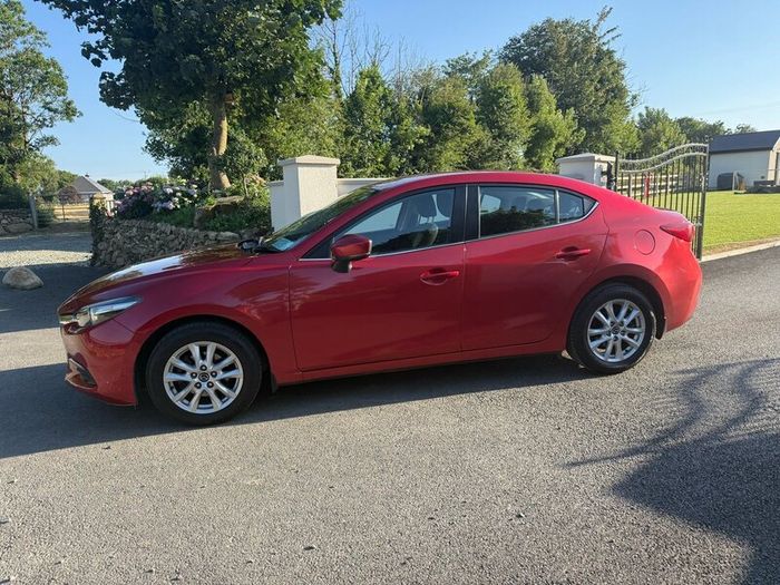 Mazda 3 1.5 petrol executive