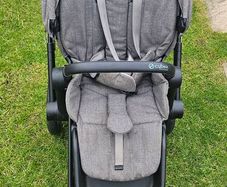 Cybex Priam pushchair x2 car seats base and bassinet