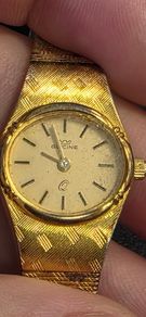Vintage Glycine Swiss Ladies Quartz Watch - gold tone textured integrated mesh band