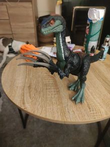 Jurassic World Dominion Sound Slashin Therizinosaurus Dinosaur Figure Toy Mattel