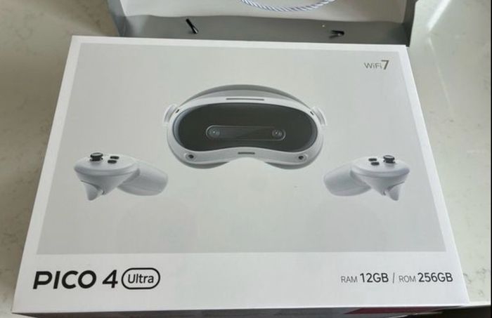PICO VR sealed box