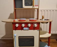 Kids toy kitchen