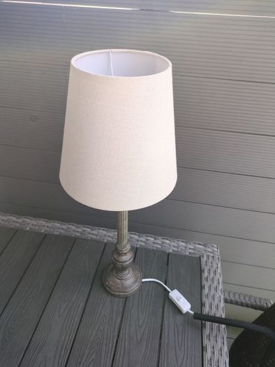 Gorgeous table lamp