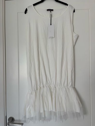 Brand new dress